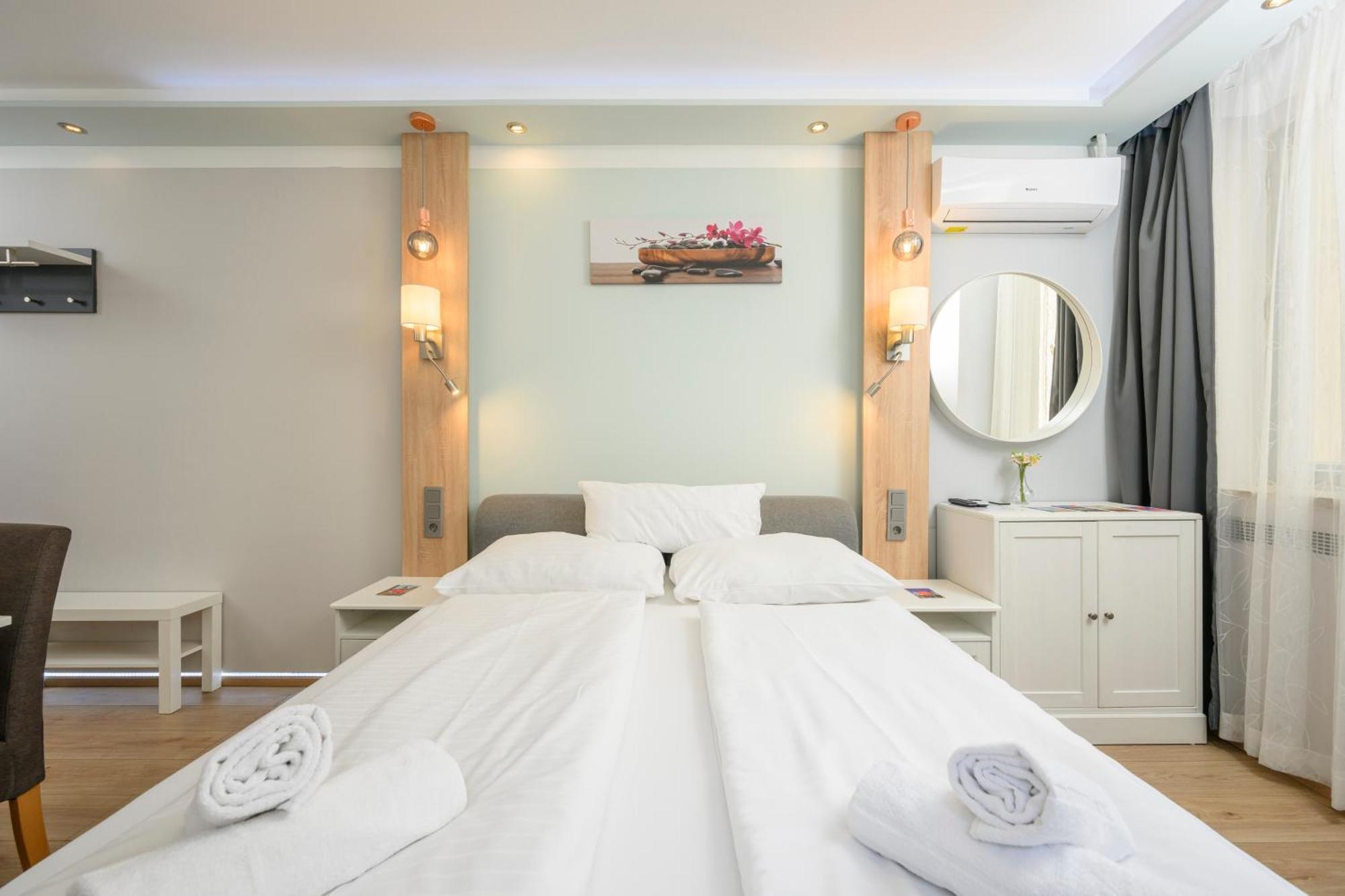 Palais Palffy Apartments Βιέννη Εξωτερικό φωτογραφία