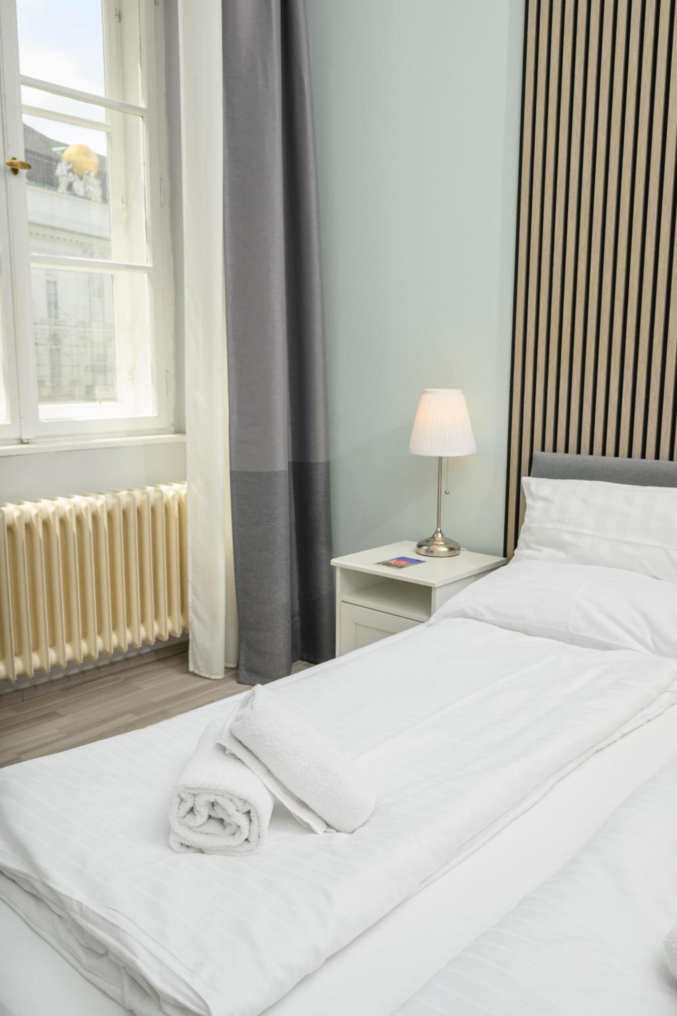 Palais Palffy Apartments Βιέννη Εξωτερικό φωτογραφία