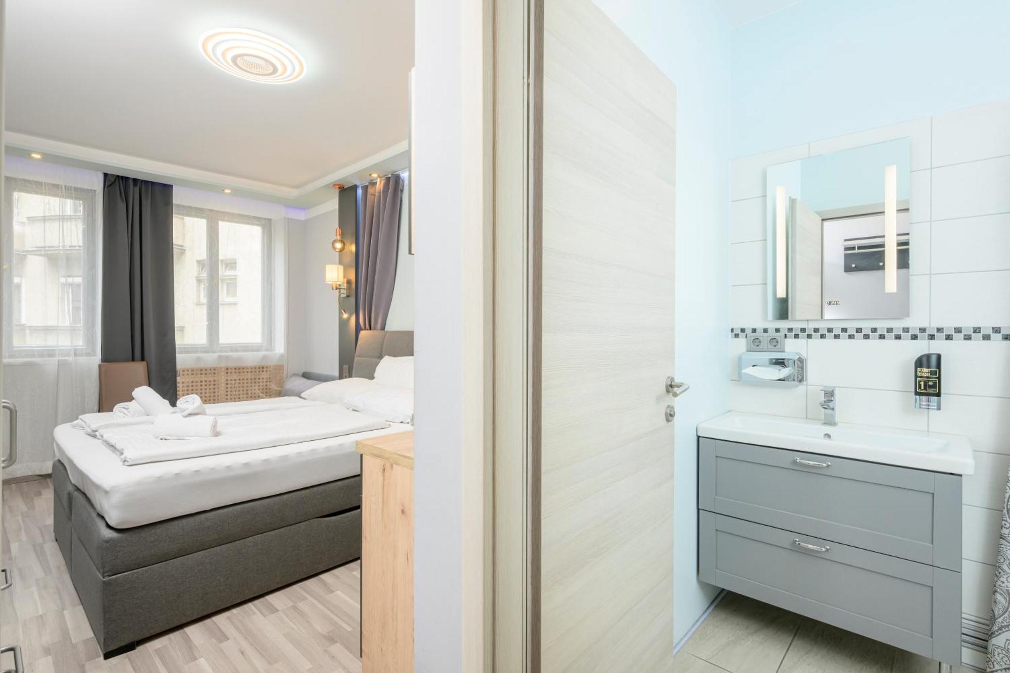 Palais Palffy Apartments Βιέννη Εξωτερικό φωτογραφία