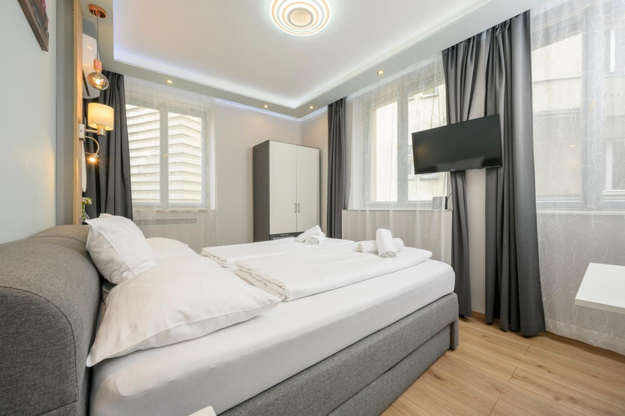 Palais Palffy Apartments Βιέννη Εξωτερικό φωτογραφία