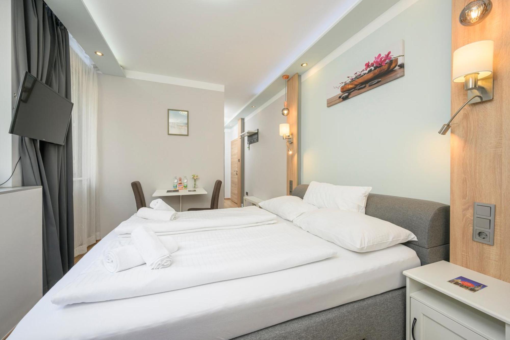 Palais Palffy Apartments Βιέννη Εξωτερικό φωτογραφία