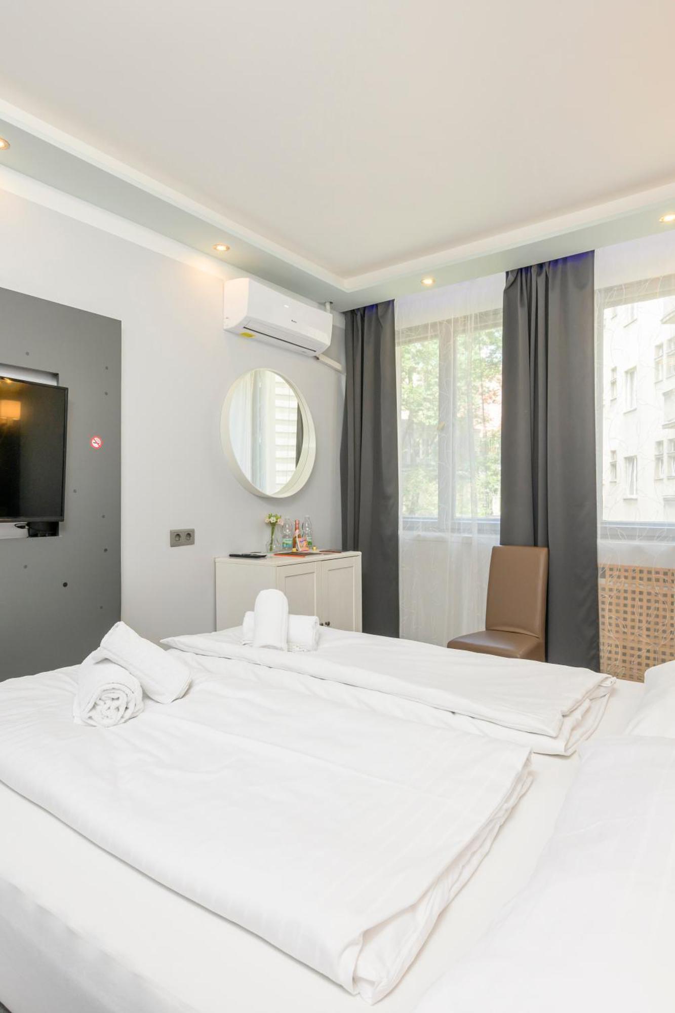 Palais Palffy Apartments Βιέννη Εξωτερικό φωτογραφία